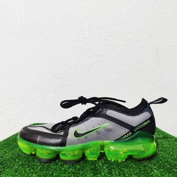 vapormax scream green